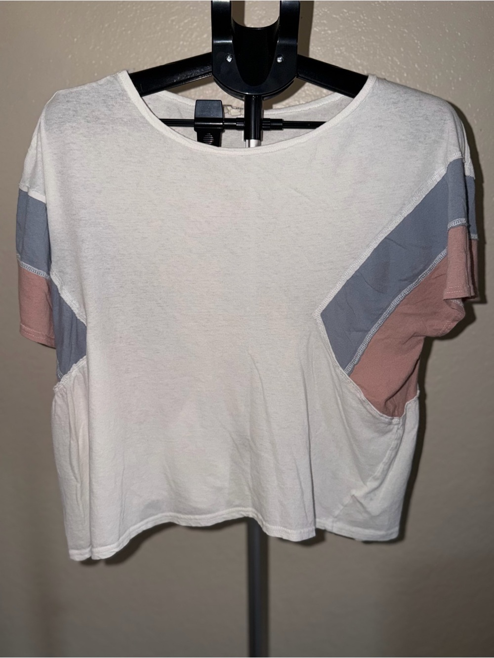 easel White Colorblock Tee with Gray & Dusty Pink Panels
